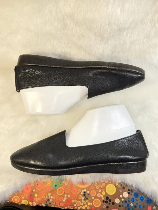 Laura Scott Shoes - Laura Scott Venetian Black Leather Slip-on Loafers